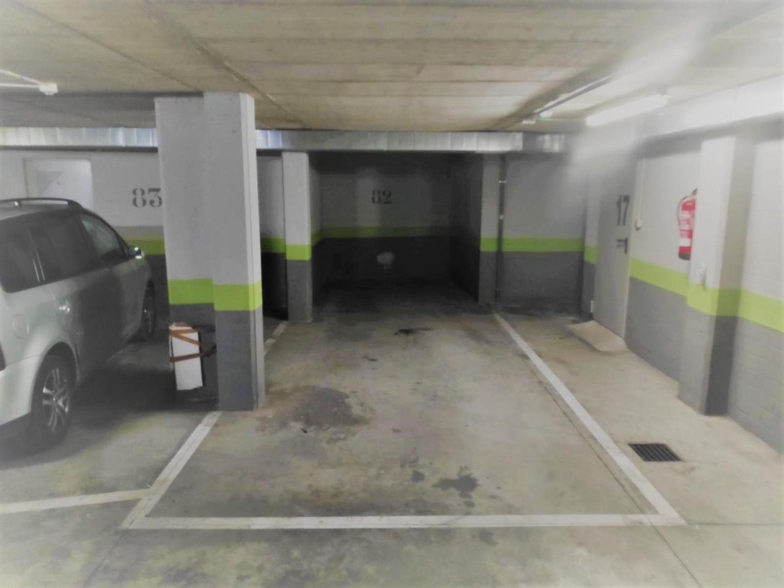 サラゴサEl Mirador Del Pilar - Parking Y Vistas A La Basilicaアパートメント エクステリア 写真
